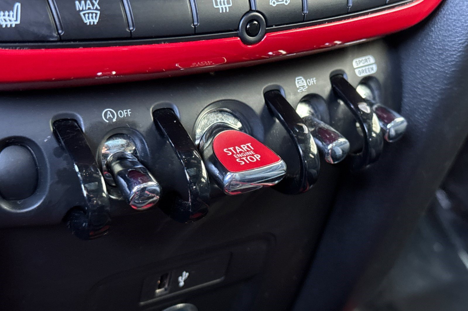 Used 2024 MINI Cooper Countryman John Cooper Works w/ Signature Upholstery Package AWD/4WD image 19