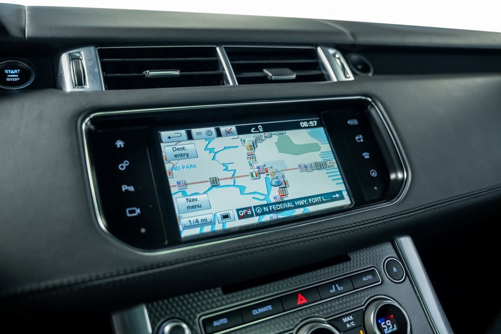 Used 2016 Land Rover Range Rover Sport SVR image 53