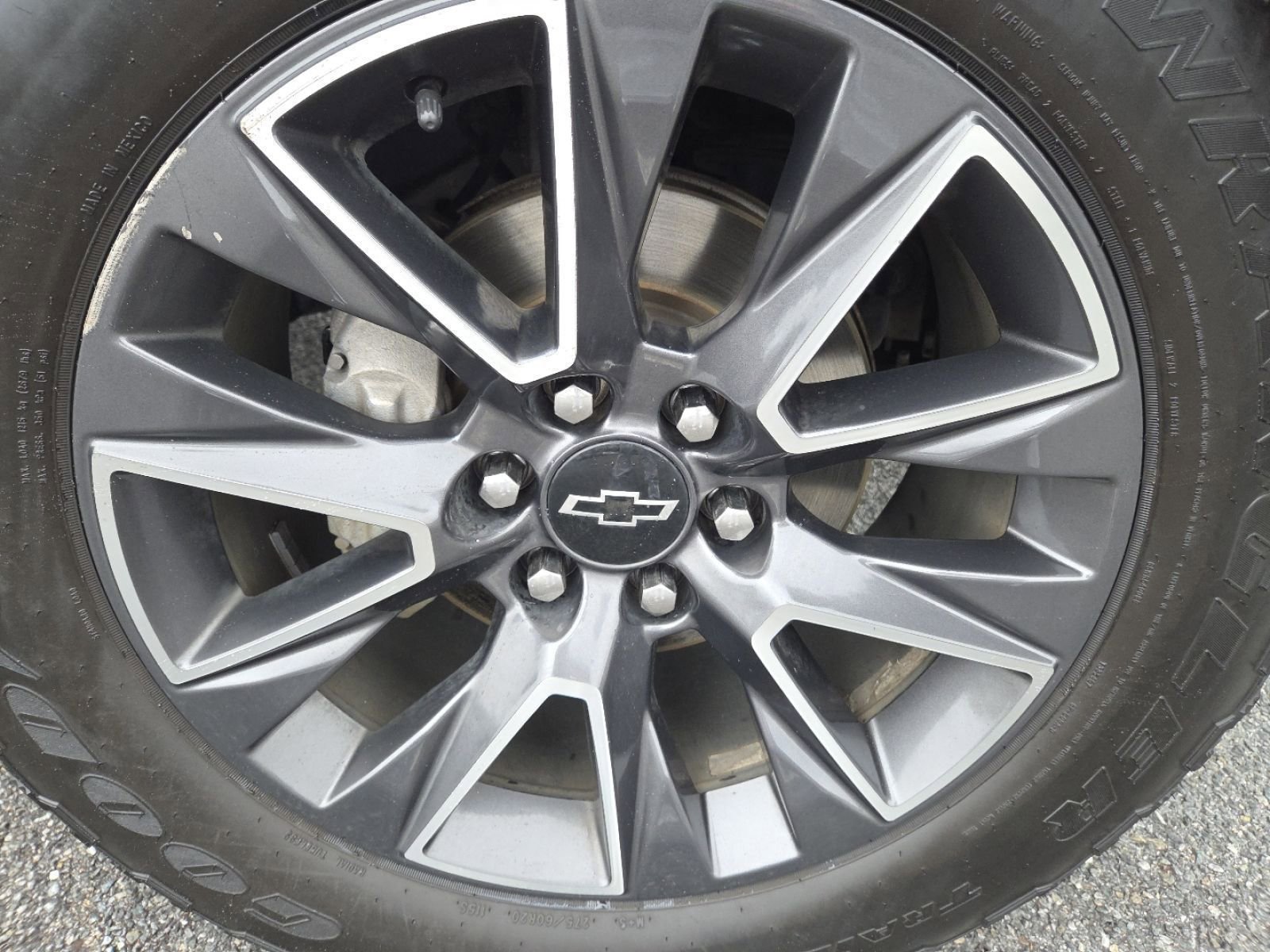 Used 2021 Chevrolet Tahoe Z71 w/ Z71 Signature Package image 17