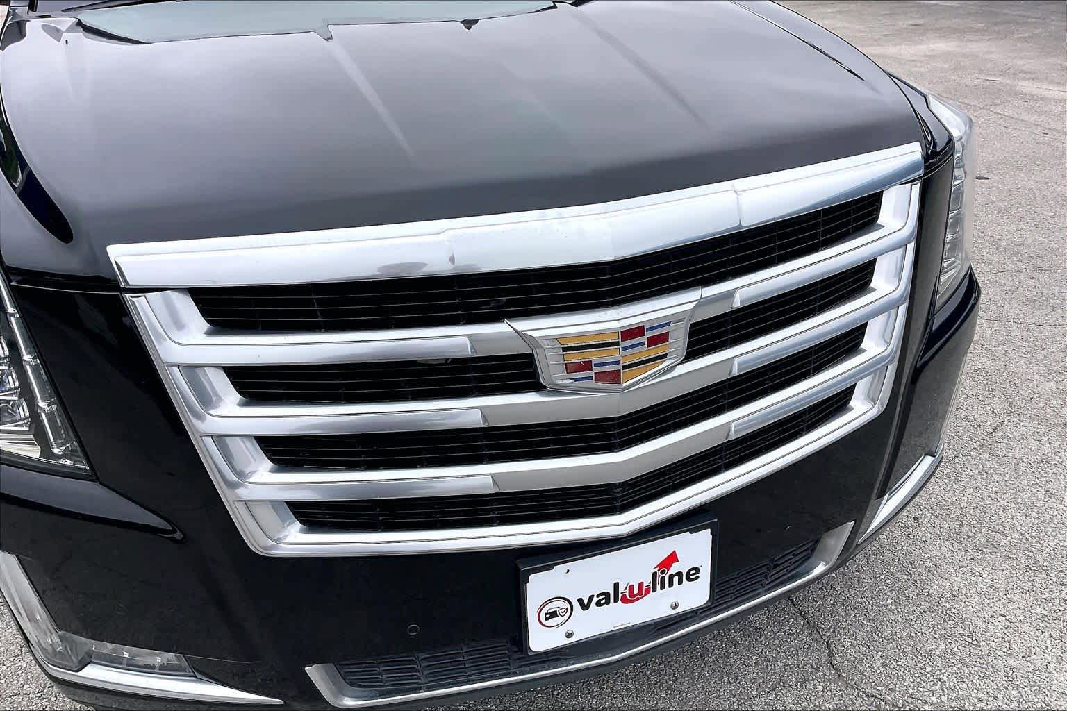 Used 2016 Cadillac Escalade ESV Premium AWD/4WD image 30