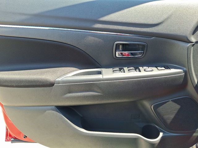 Used 2024 Mitsubishi Outlander Sport ES AWD/4WD image 12