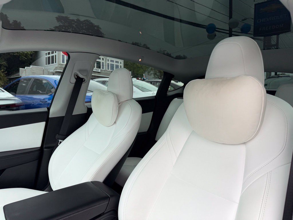 Used 2021 Tesla Model Y Performance AWD/4WD image 17