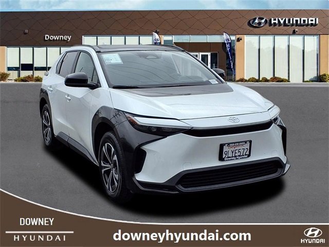 Used 2024 Toyota bZ4X XLE image 3