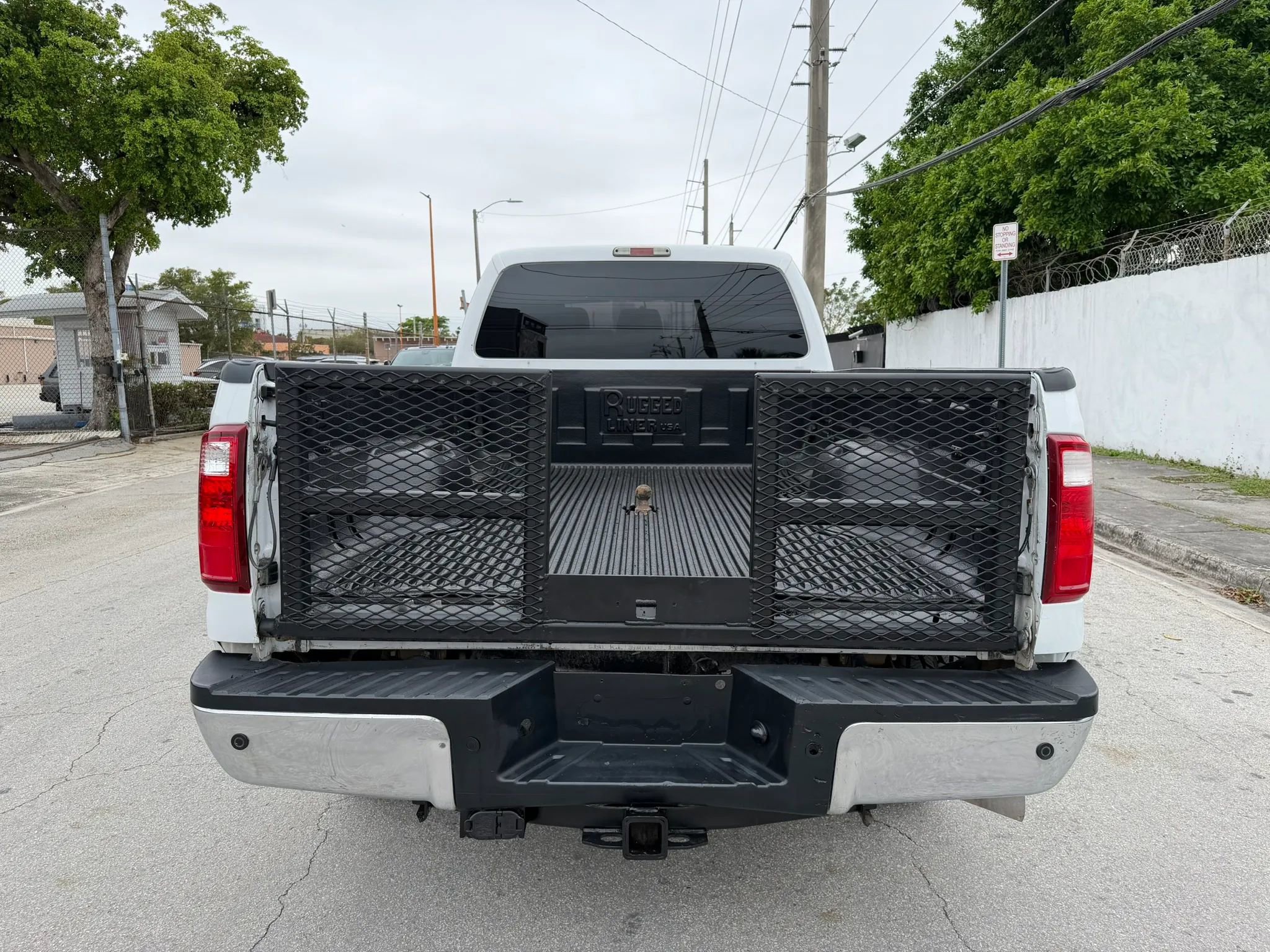 Used 2016 Ford F250 XLT w/ XLT Value Package image 4