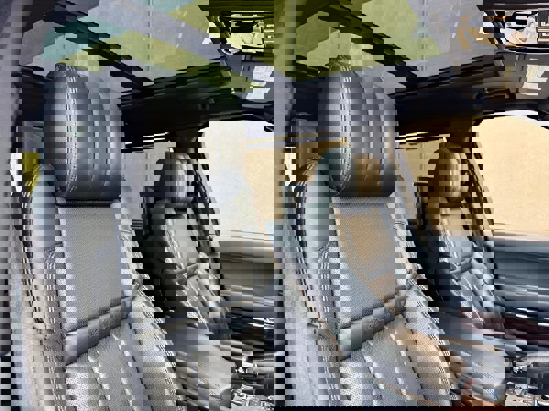 Used 2016 Land Rover Range Rover LWB SV Autobiography image 23