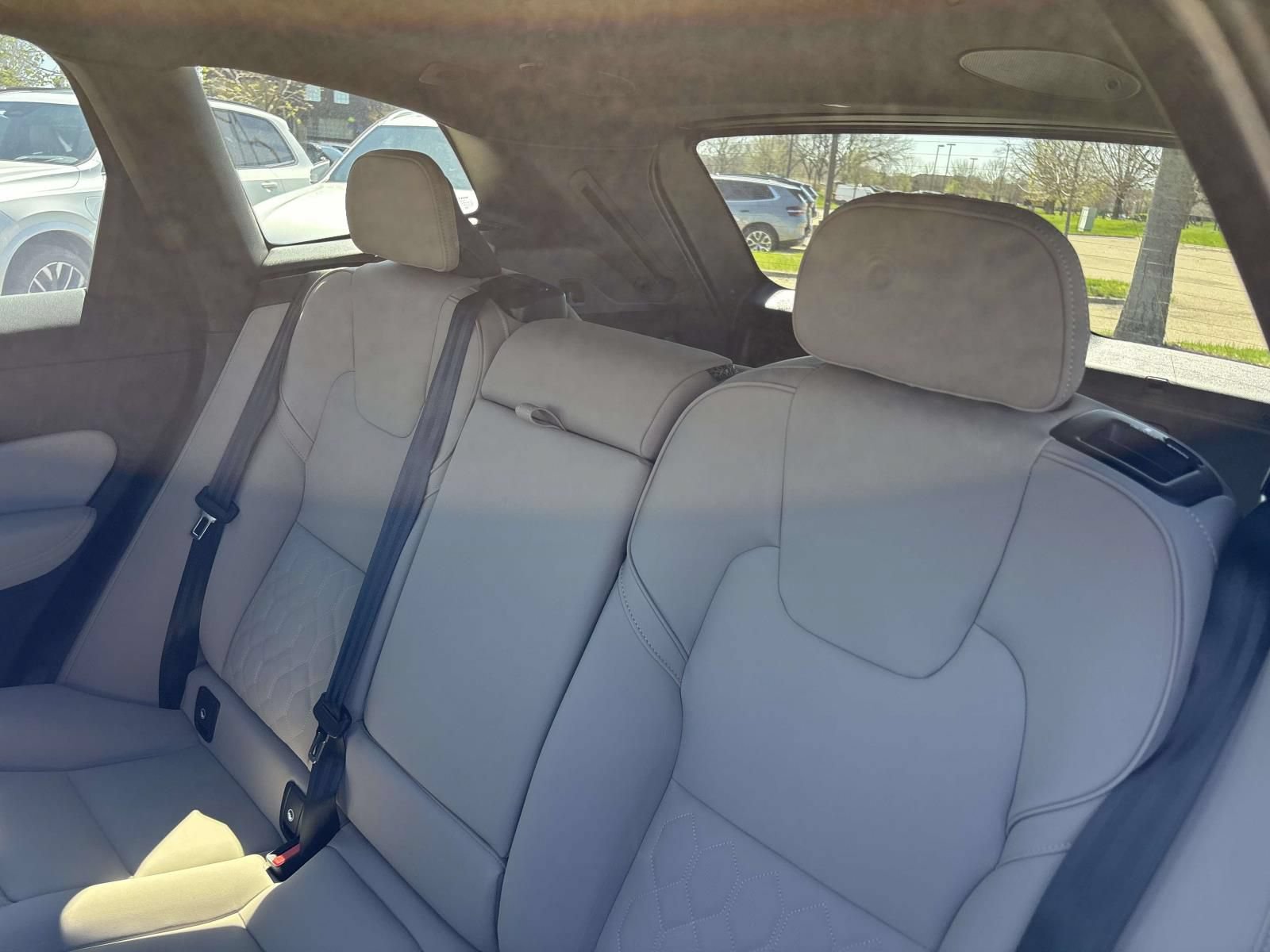 New 2026 Volvo XC60 B5 Plus w/ Protection Package Premier AWD/4WD image 25