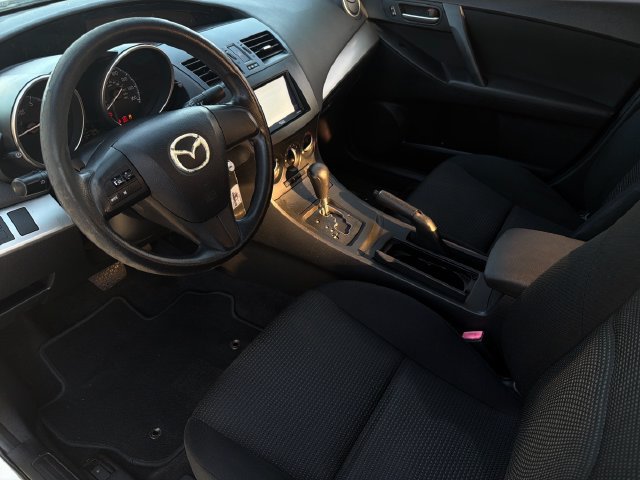 Used 2012 MAZDA MAZDA3 i Sport FWD image 12