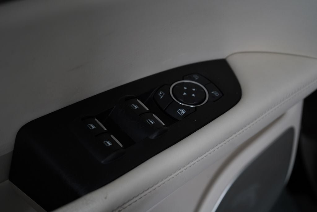 Used 2019 Lincoln Nautilus Black Label AWD/4WD image 23