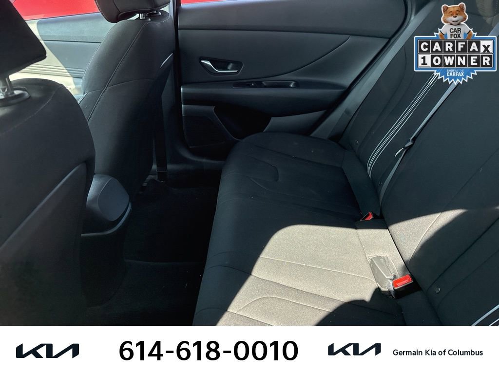 Used 2023 Hyundai Elantra SEL w/ Convenience Package FWD image 10
