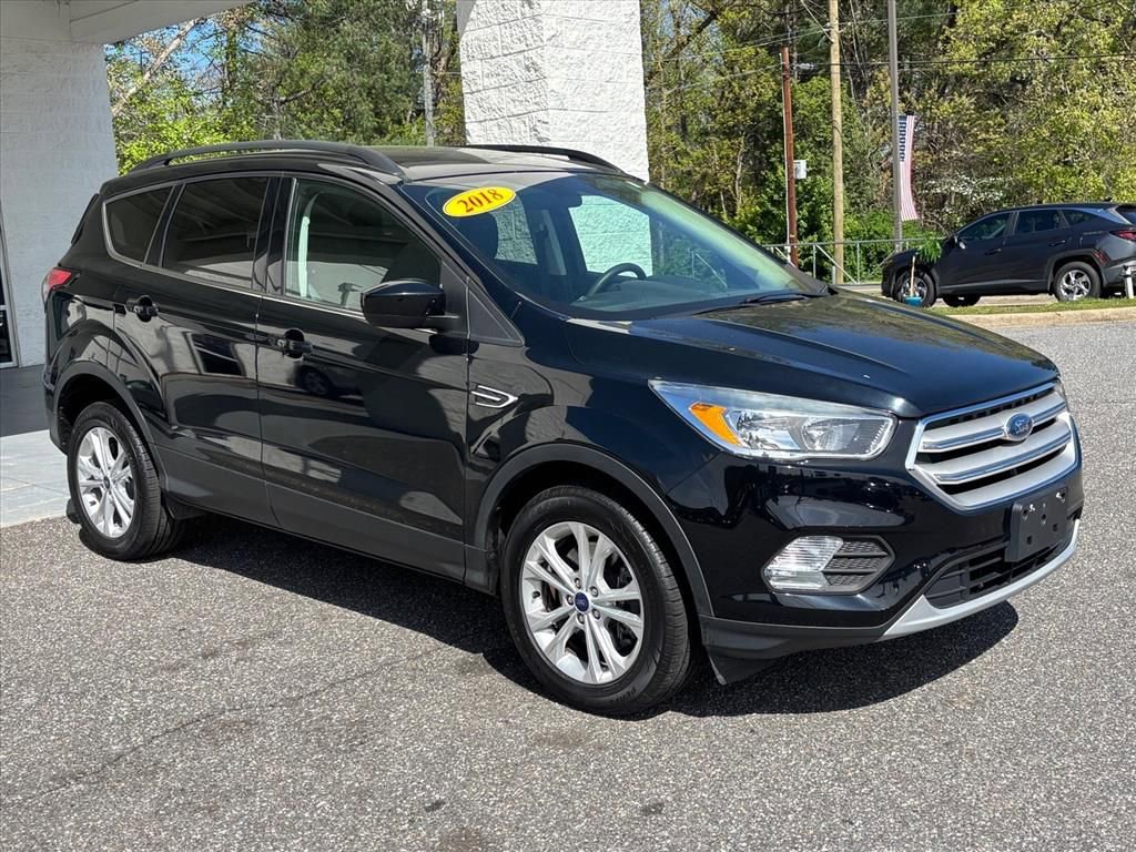 Used 2018 Ford Escape SE image 21