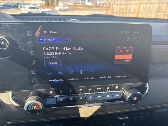 Used 2025 Chevrolet Colorado ZR2 w/ Technology Package image 16