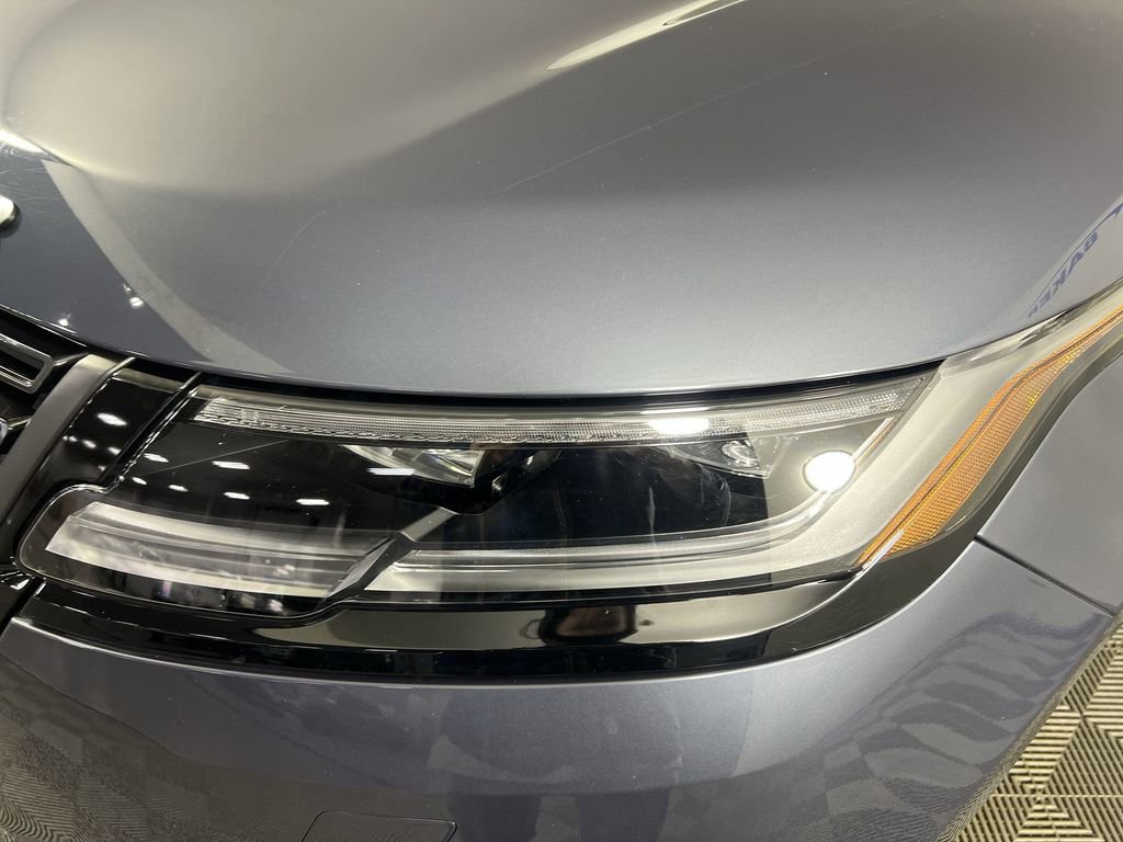 Used 2024 Land Rover Range Rover Velar Dynamic HSE image 36