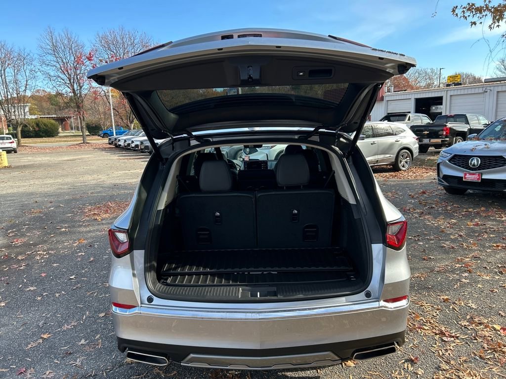 New 2026 Acura MDX SH-AWD image 28
