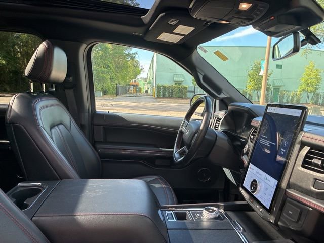 Used 2023 Ford Expedition Limited RWD image 23
