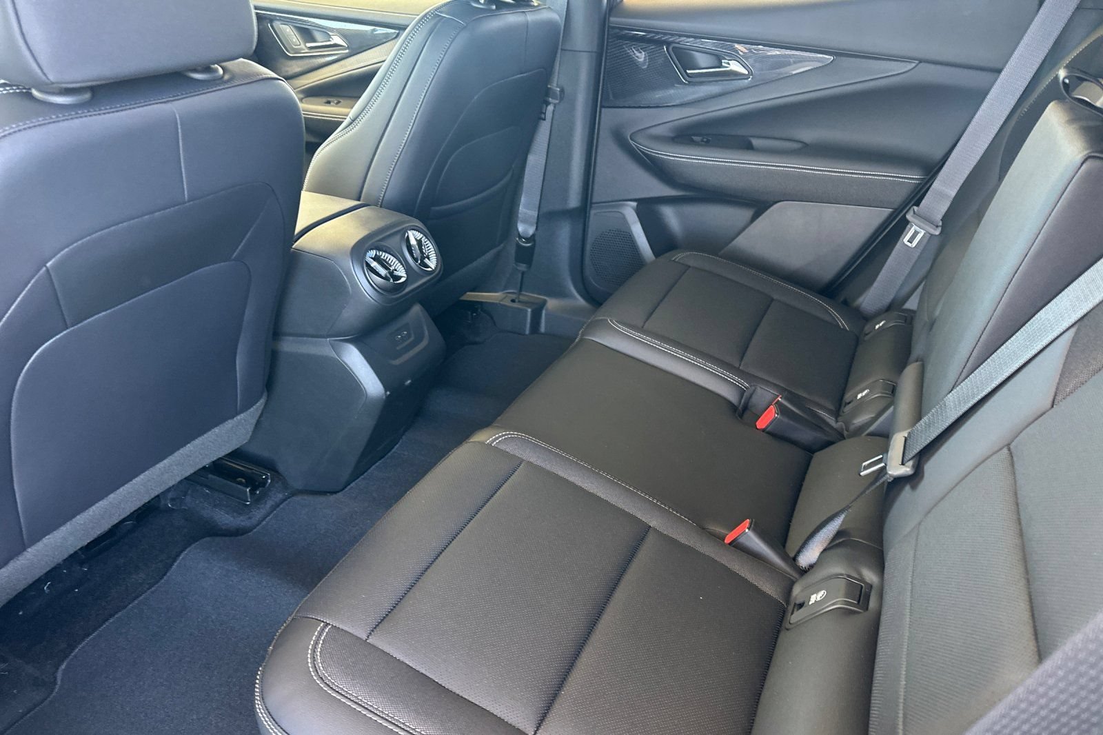 New 2026 Chevrolet Blazer EV LT FWD image 13