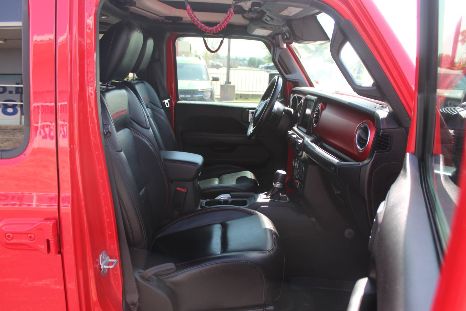 Used 2020 Jeep Gladiator Rubicon AWD/4WD image 16