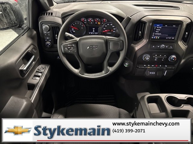 New 2026 Chevrolet Silverado 1500 Custom Trail Boss w/ Turbomax Blackout Package image 4