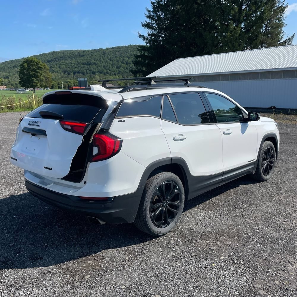 Used 2020 GMC Terrain SLT w/ Preferred Package AWD/4WD image 3