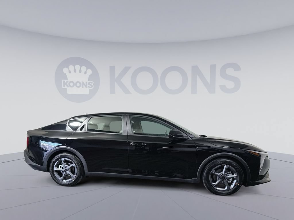 New 2026 Kia K4 FWD image 8