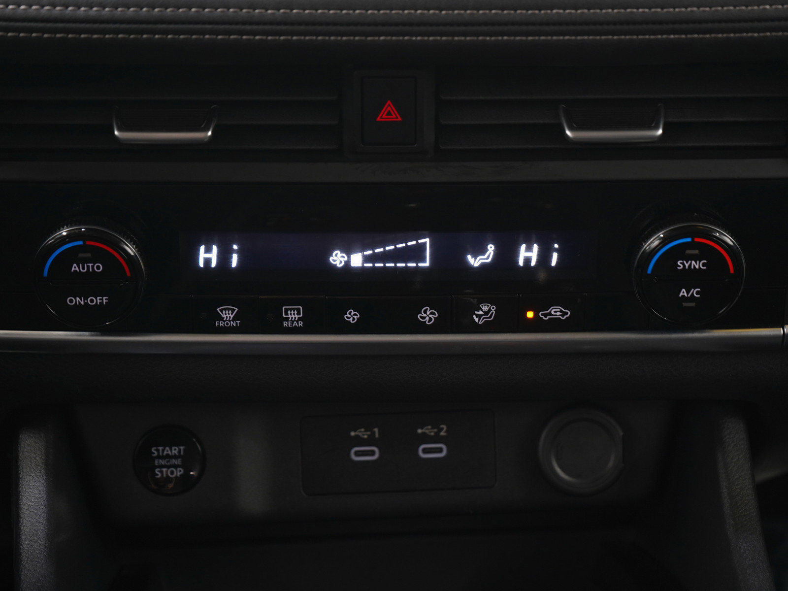 Used 2025 Nissan Rogue SV image 17