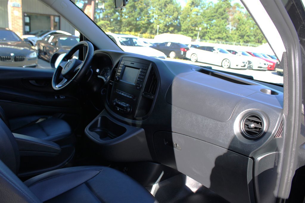 Used 2018 Mercedes-Benz Metris Passenger image 11