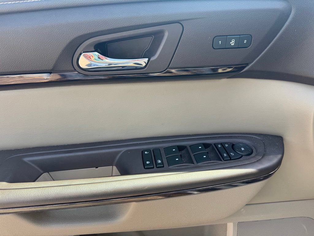 Used 2014 GMC Acadia Denali FWD image 13