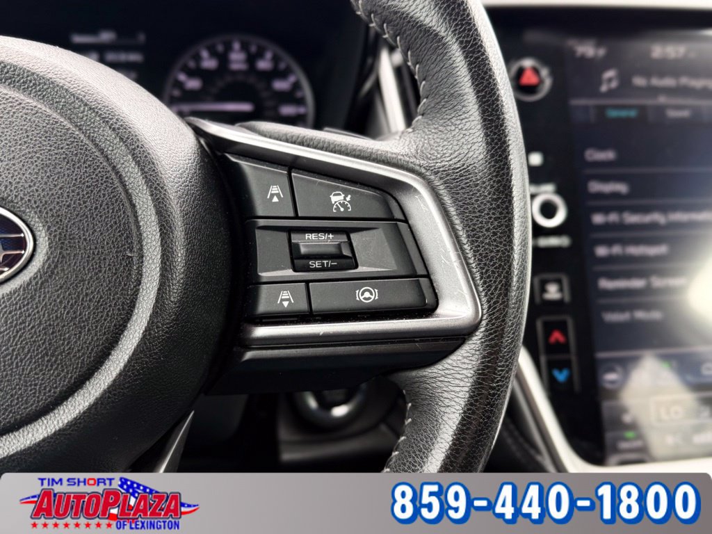Used 2024 Subaru Outback Premium AWD/4WD image 18