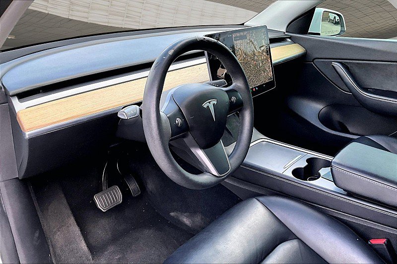 Used 2021 Tesla Model Y Long Range AWD/4WD image 10