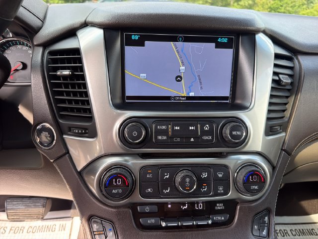 Used 2017 Chevrolet Suburban Premier AWD/4WD image 21