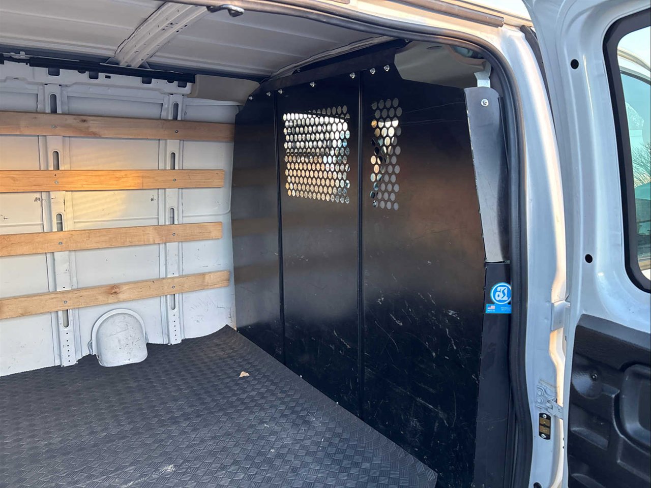 Used 2024 Chevrolet Express 2500 w/ Driver Convenience Package image 15