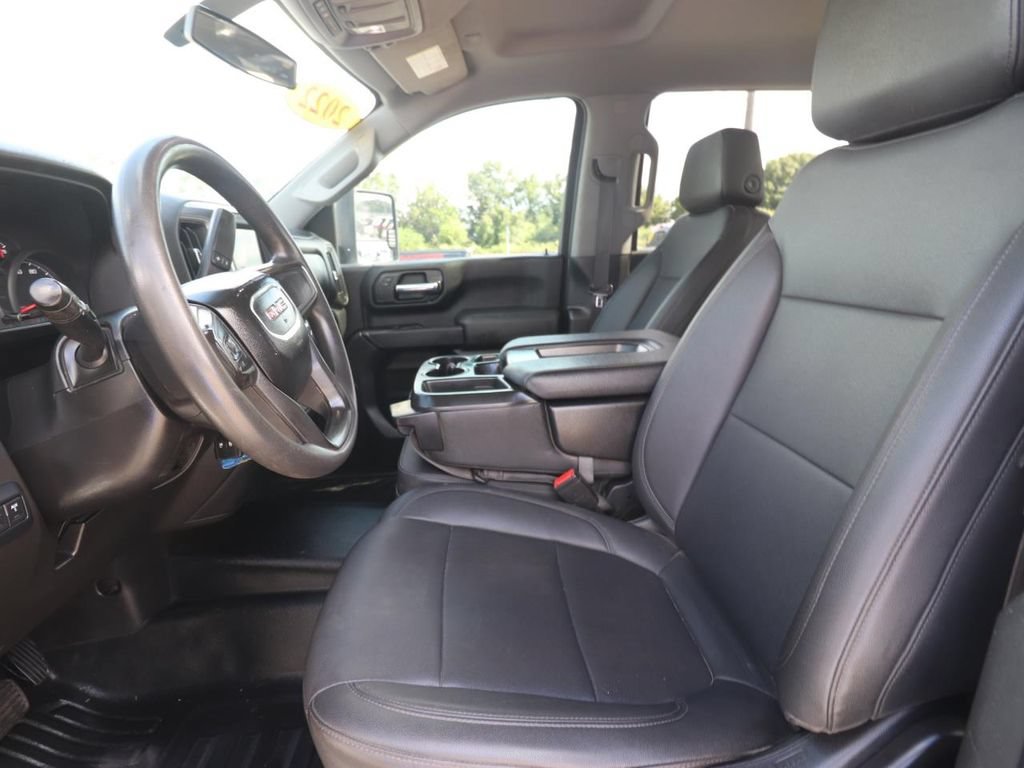Used 2022 GMC Sierra 3500 Pro w/ Convenience Package AWD/4WD image 2