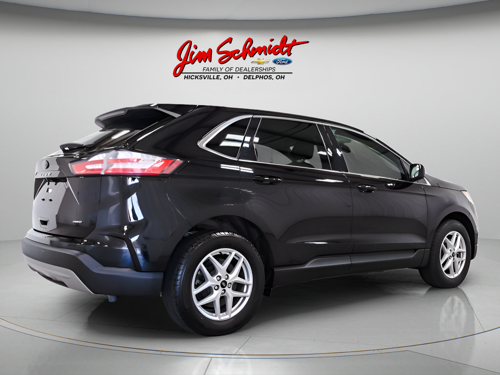 Used 2024 Ford Edge SEL w/ Convenience Package AWD/4WD image 6