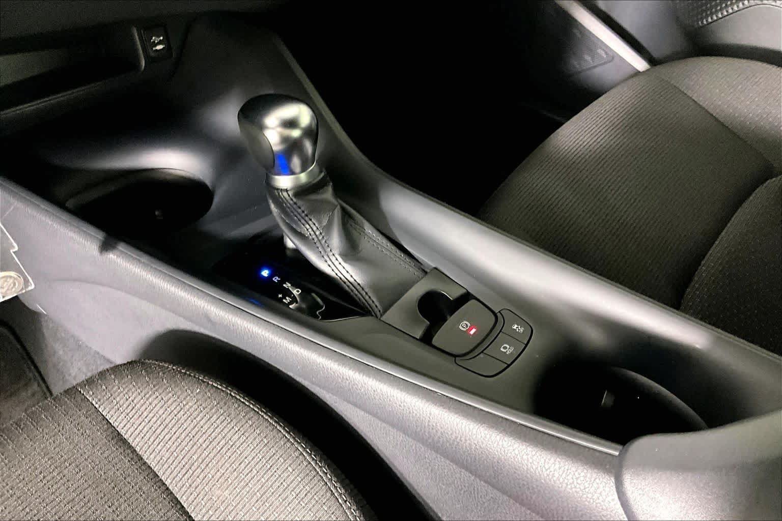 Used 2018 Toyota C-HR XLE FWD image 15