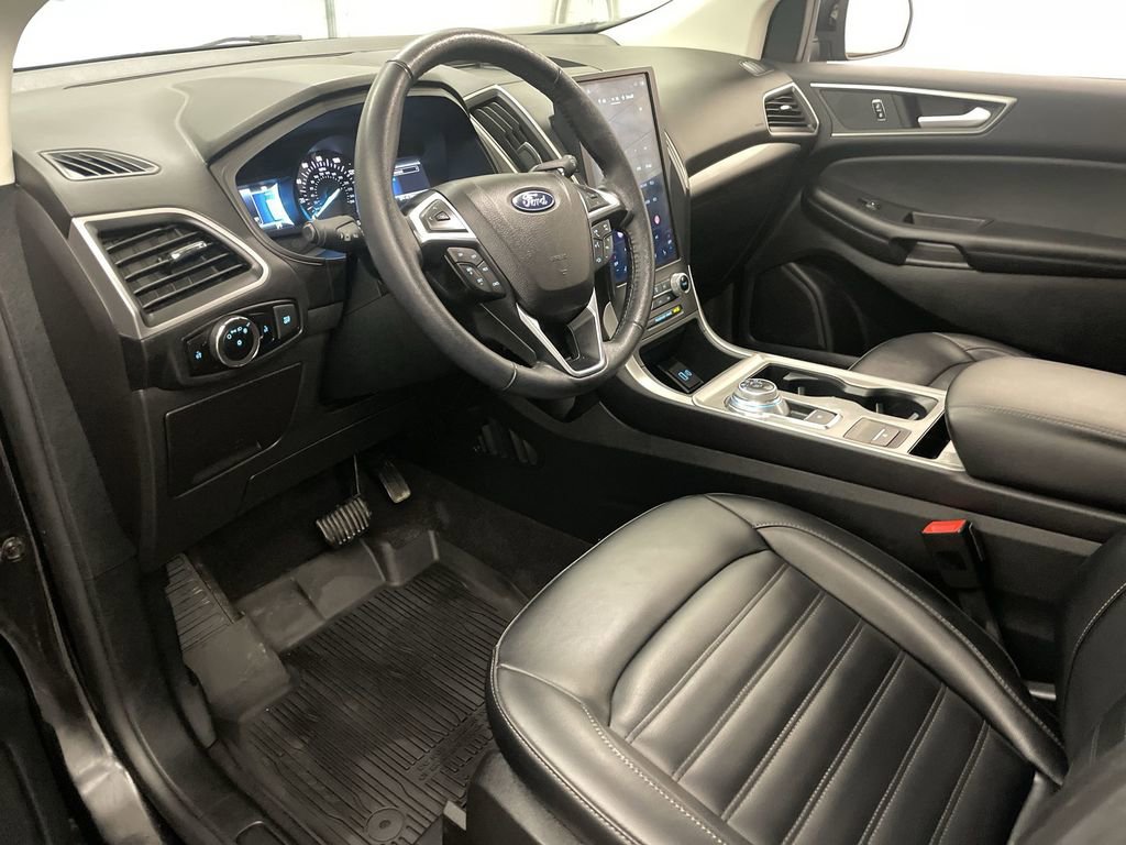 Used 2023 Ford Edge SEL AWD/4WD image 4