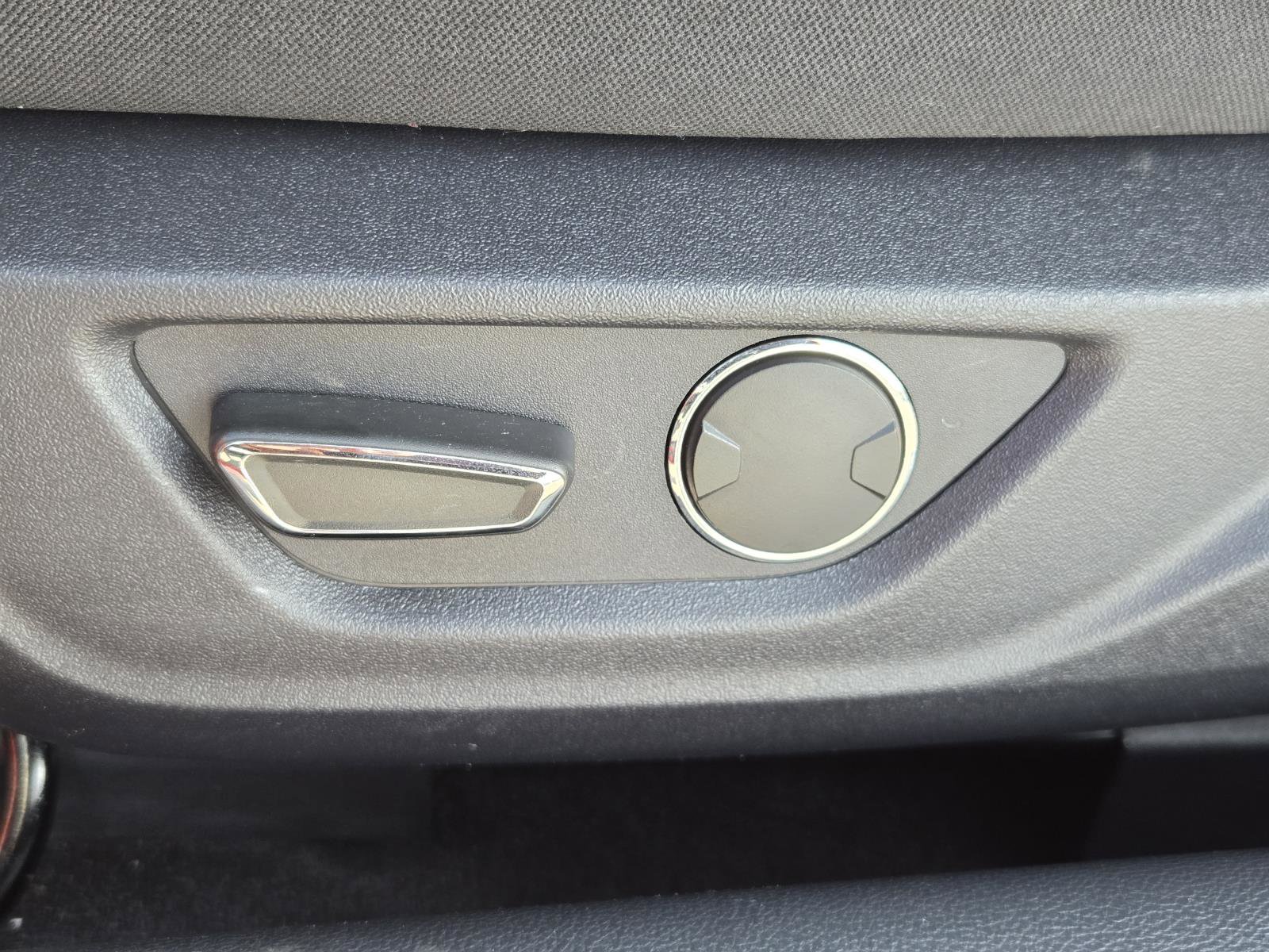 Used 2019 Ford Mustang EcoBoost Fastback RWD w/ Equipment Group 101A image 22