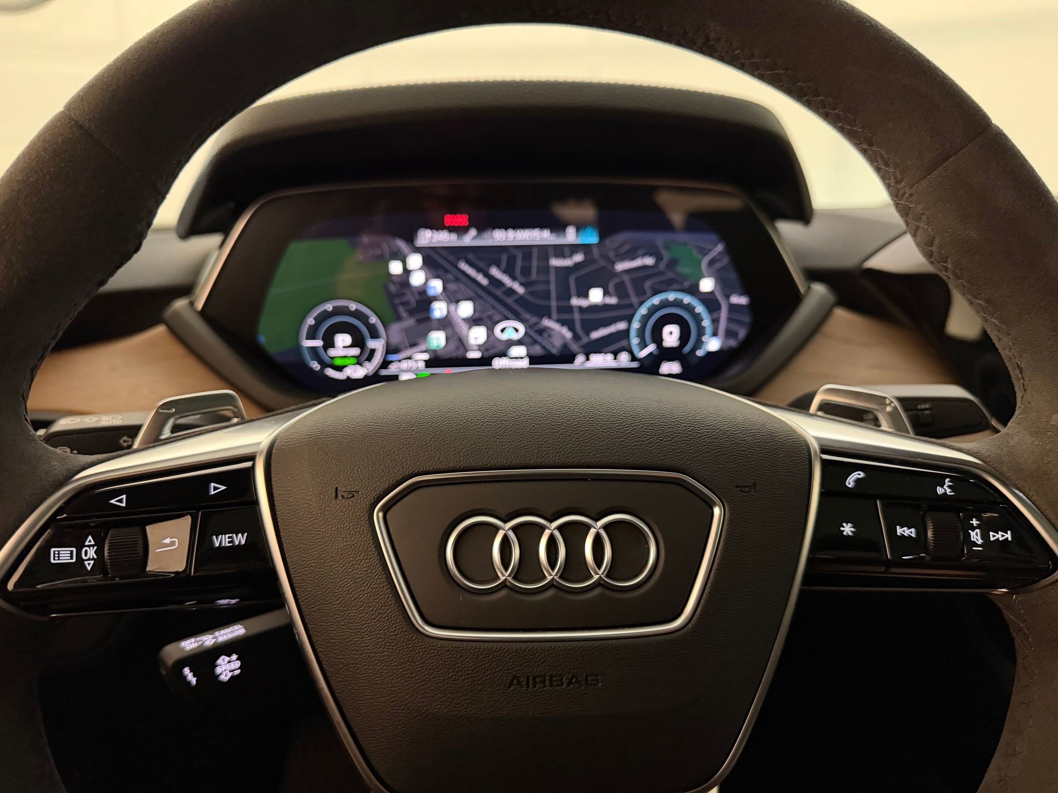 Used 2022 Audi e-tron GT Premium Plus AWD/4WD image 18