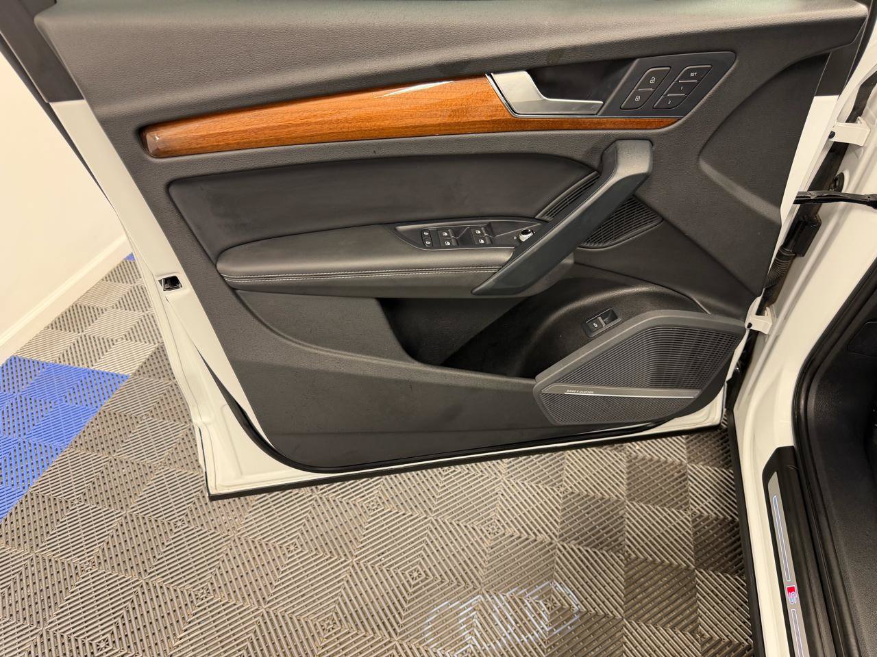 Used 2023 Audi Q5 2.0T Premium Plus AWD/4WD image 5