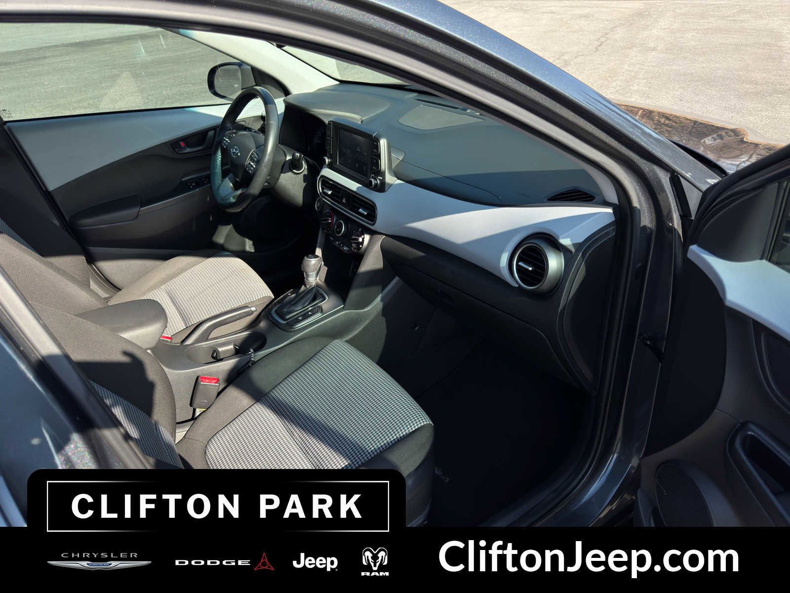 Used 2020 Hyundai Kona SEL Plus image 15