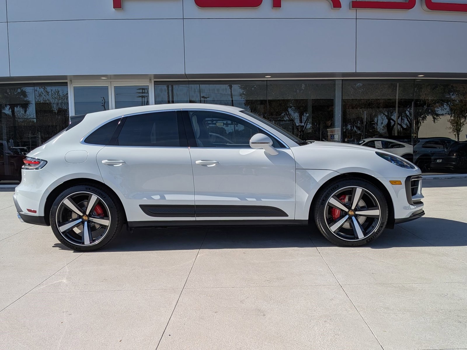 New 2026 Porsche Macan S image 8