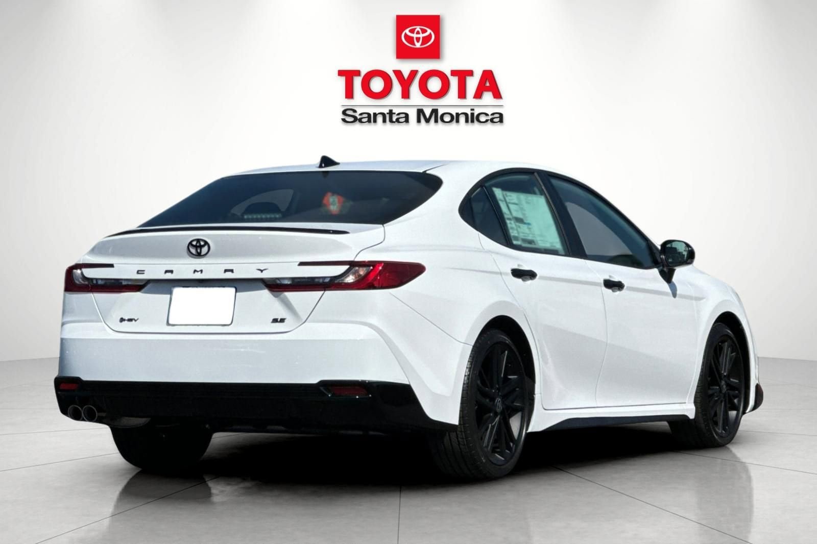New 2026 Toyota Camry Hybrid image 3