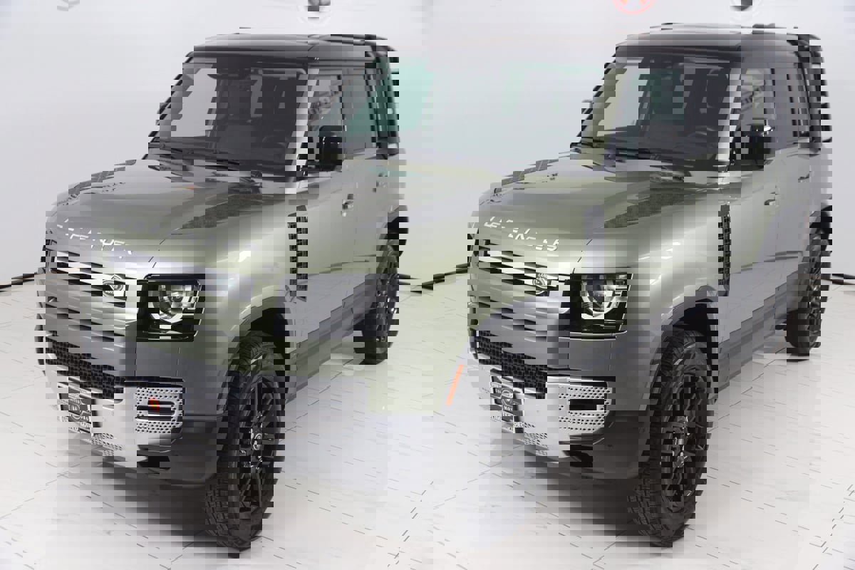 Used 2023 Land Rover Defender 110 S image 25