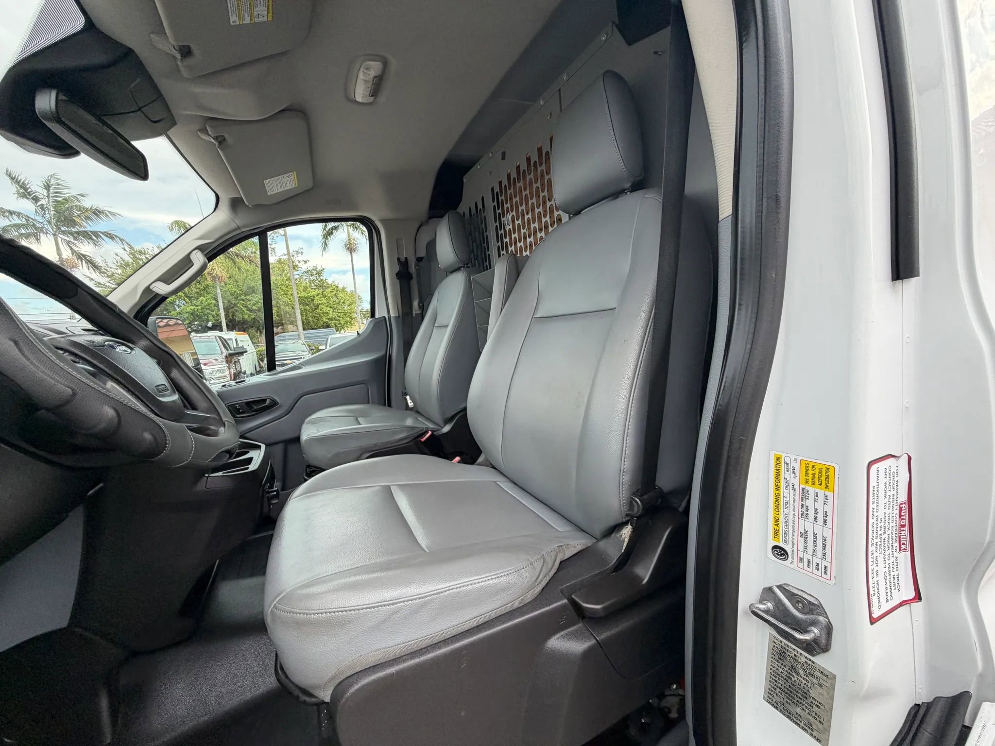 Used 2019 Ford Transit 250 148 Low Roof RWD image 15