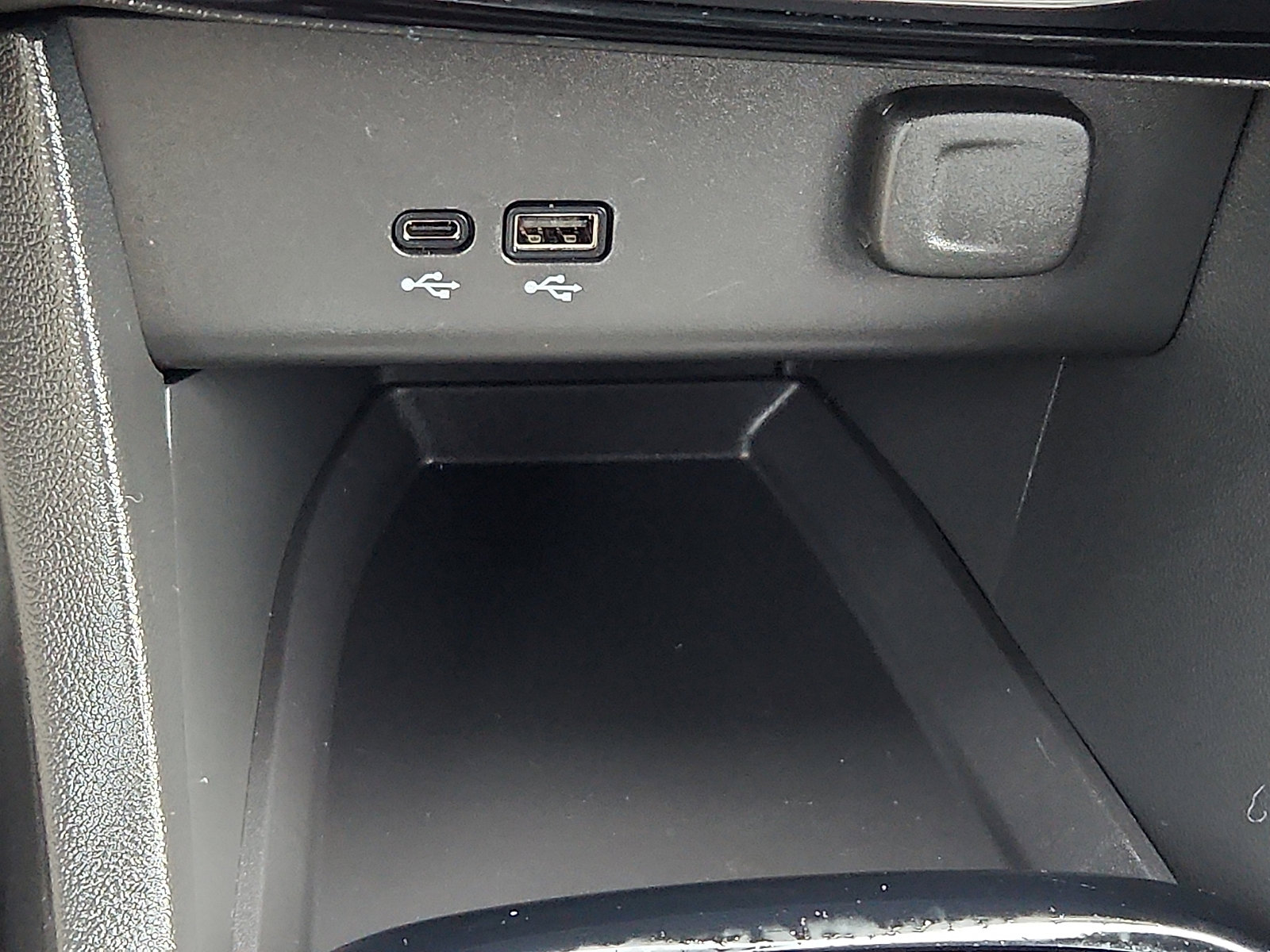 Used 2024 Buick Encore GX Sport Touring image 23