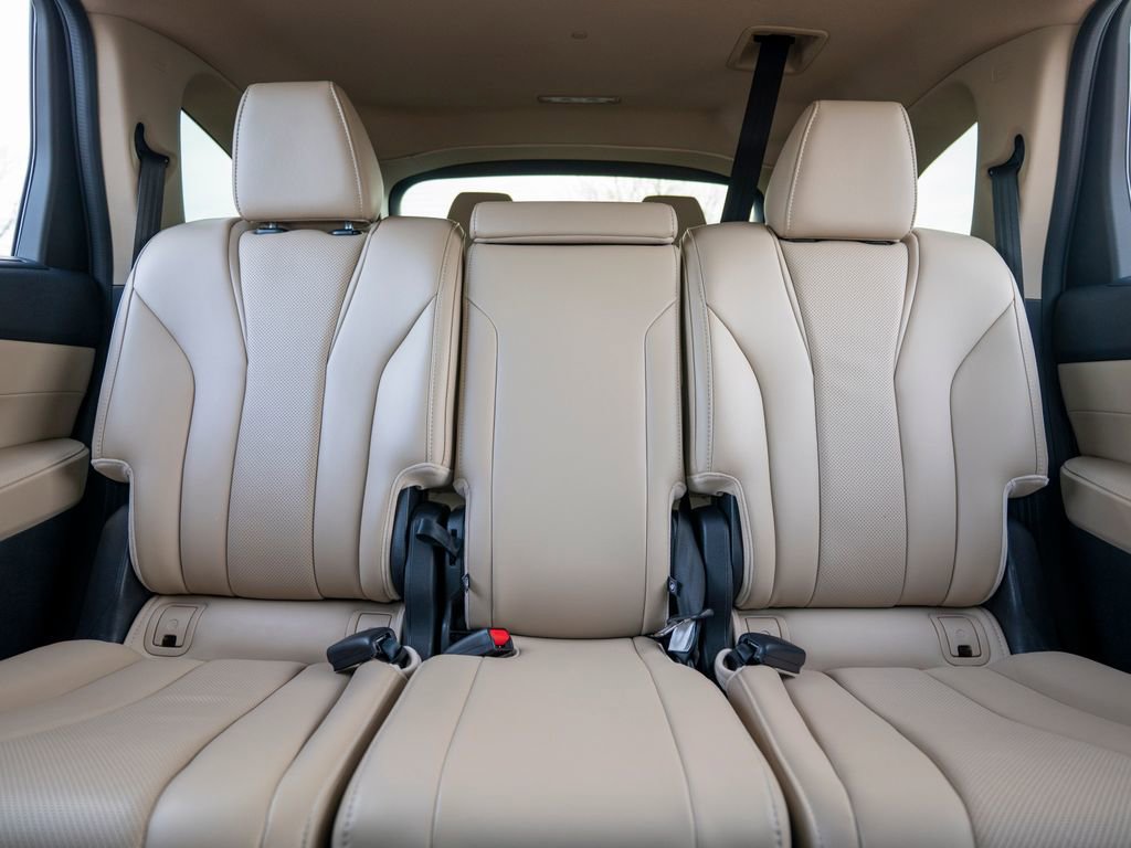 Certified 2023 Acura MDX SH-AWD w/ Technology Package image 42