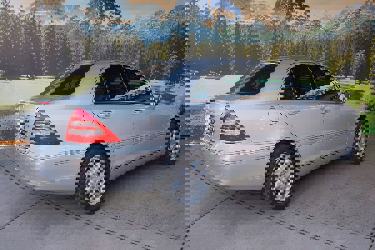 Used 2002 Mercedes-Benz C 320 Sedan image 6