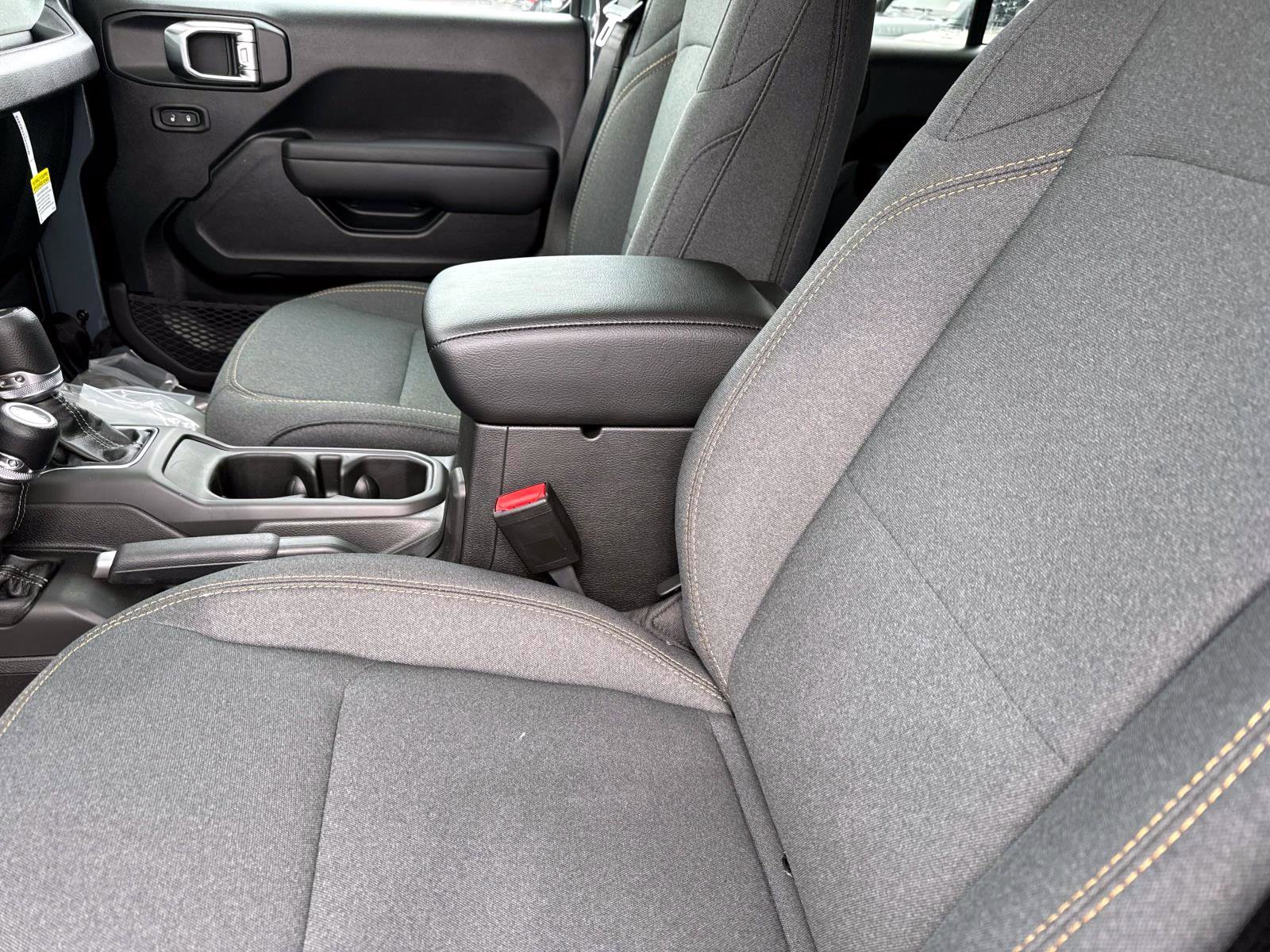 New 2026 Jeep Wrangler Unlimited Sport image 7