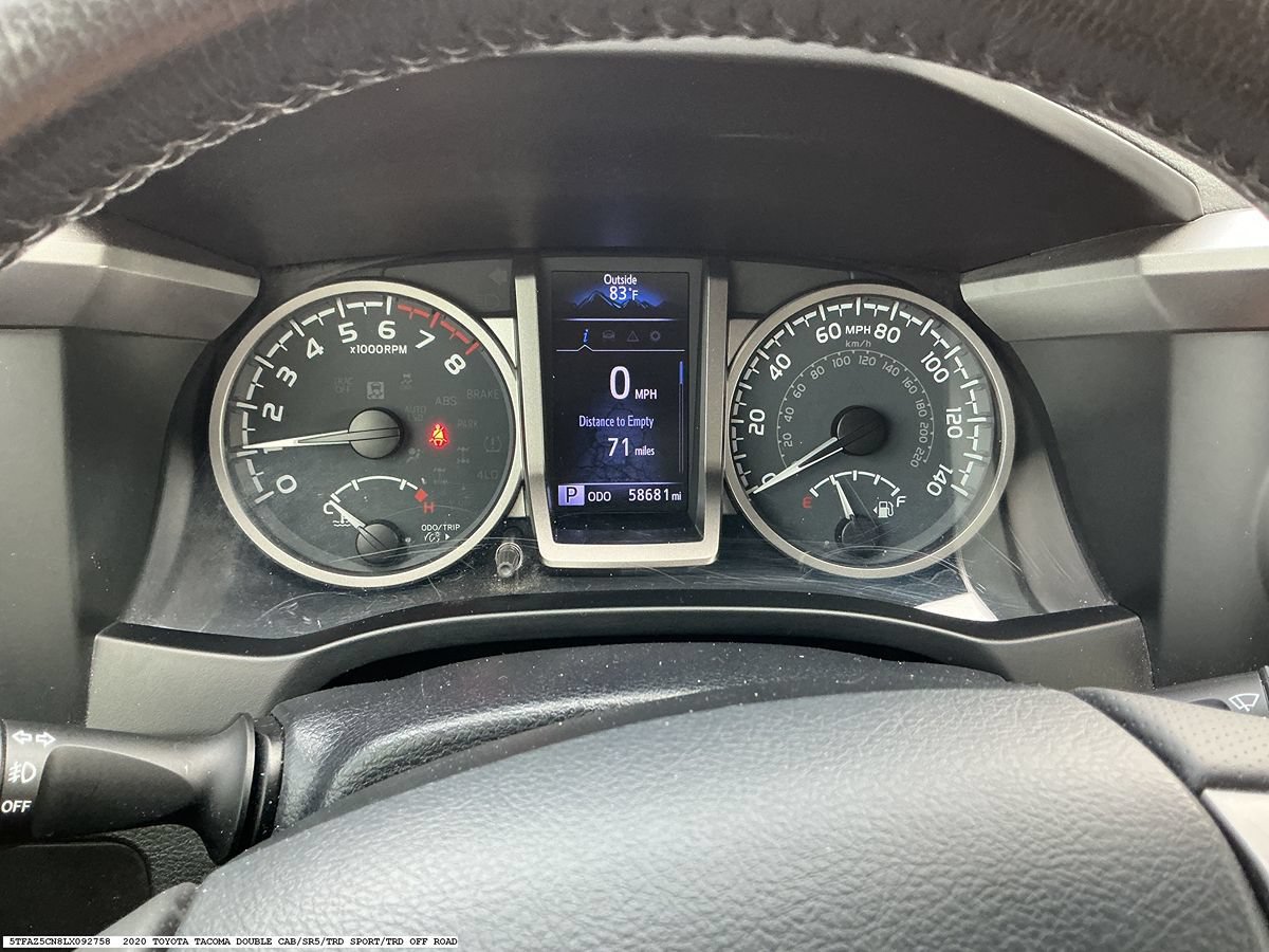 Used 2020 Toyota Tacoma SR5 RWD image 12