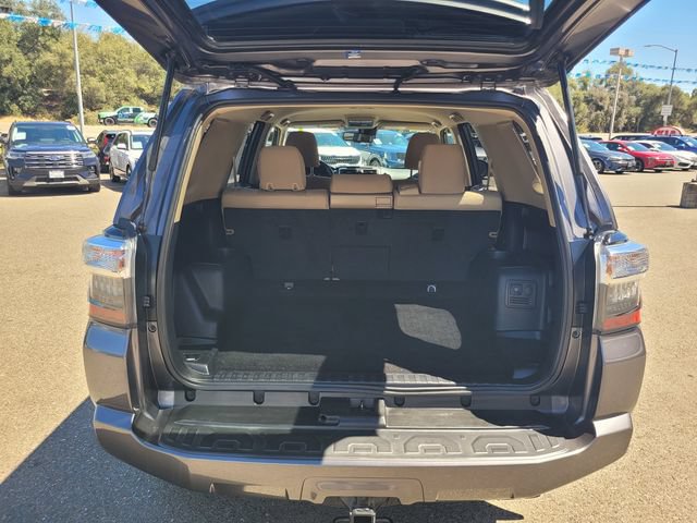 Used 2021 Toyota 4Runner SR5 RWD image 8