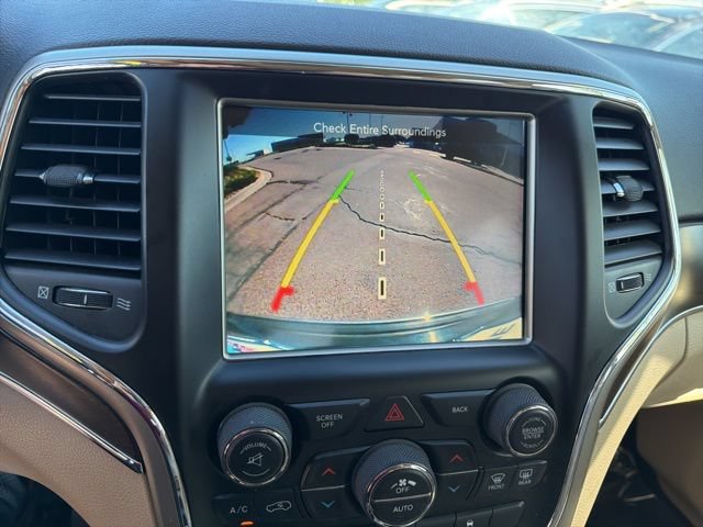 Used 2017 Jeep Grand Cherokee Limited w/ Trailer Tow Group IV AWD/4WD image 11