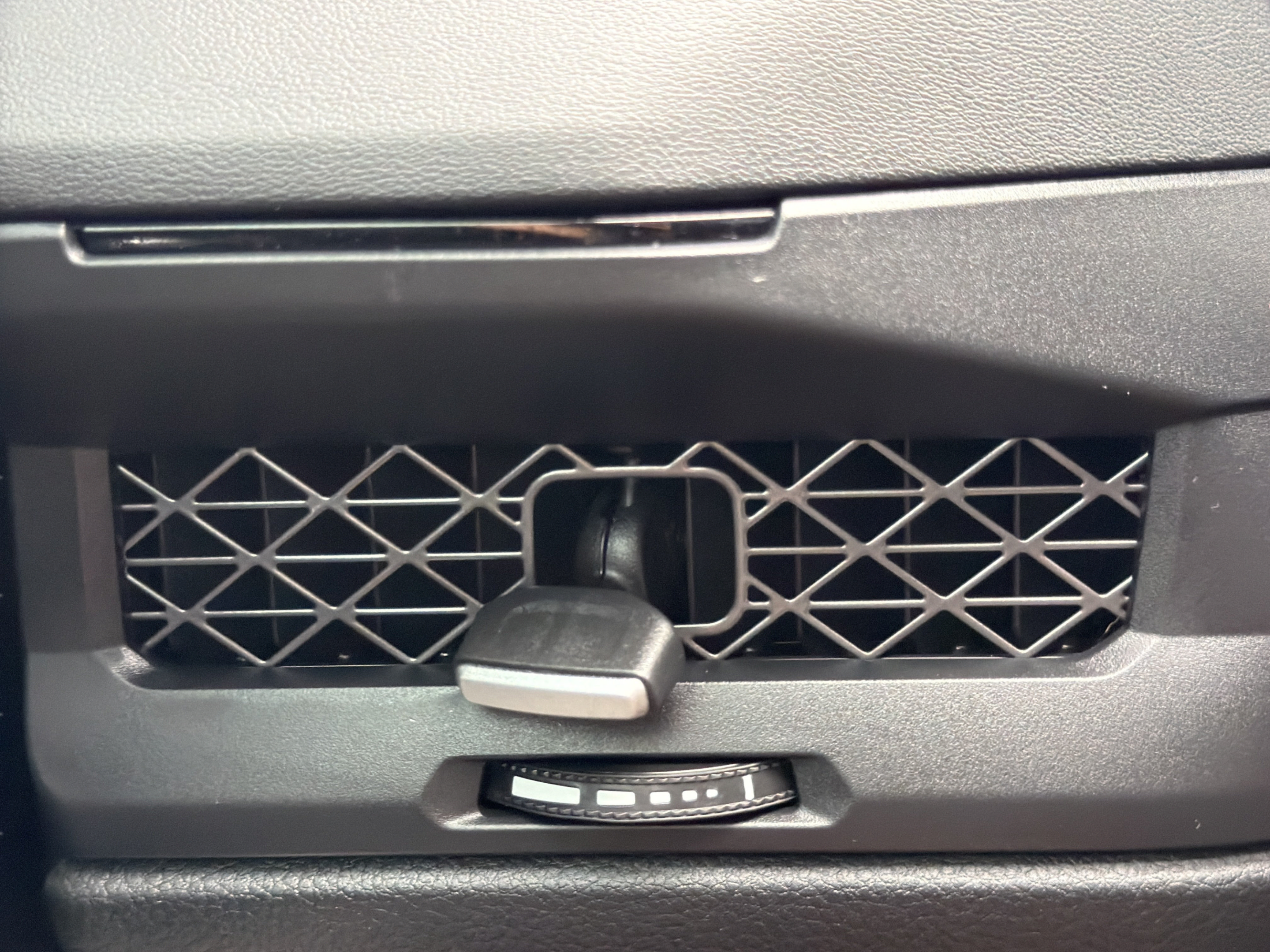 Certified 2025 Honda Accord SE image 14